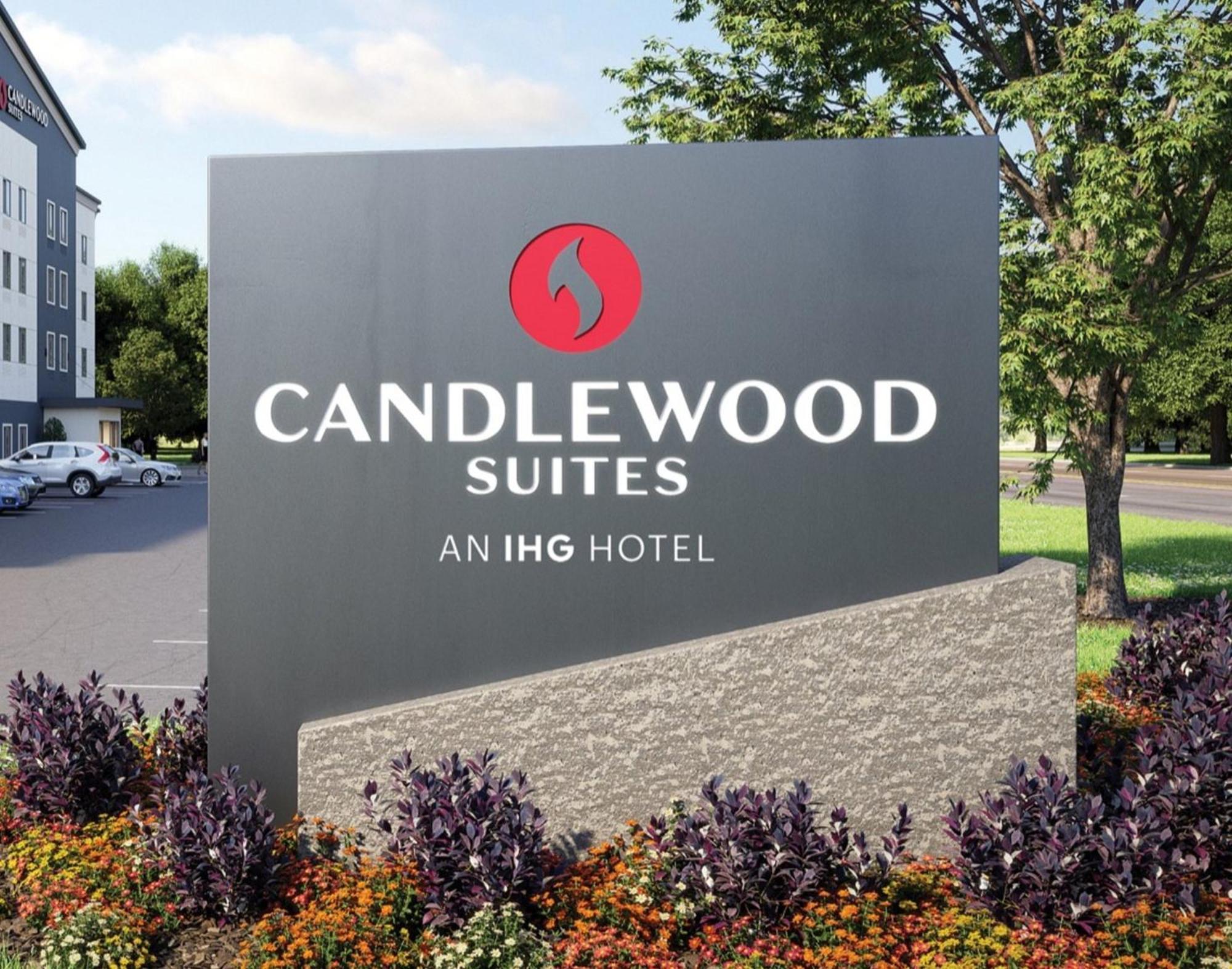 Candlewood Suites Miami Lakes By Ihg Экстерьер фото